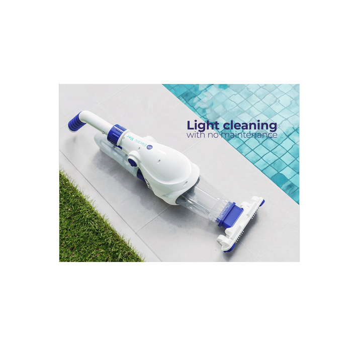 Gre Electric Vac Akku-Elektroreiniger – Draufsicht auf den Pool während des Reinigungsvorgangs